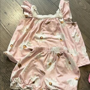 Marie Nicole Pink Floral outfit